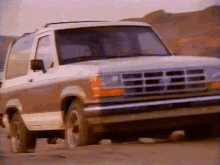 Ford Bronco 90s GIF - Ford Bronco 90s Bronco GIFs