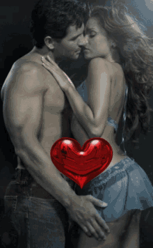 Romantic Couple GIF - Romantic Couple Heart GIFs