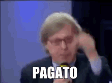 Sgarbi Pagato GIF - Sgarbi Pagato Venduto GIFs