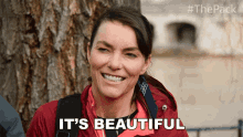 Its Beautiful Lucy GIF - Its Beautiful Lucy The Pack GIFs