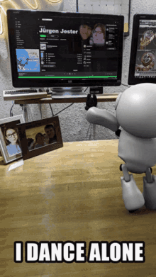 Dancing Little GIF - Dancing Little Robot GIFs