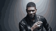 Usher GIF - Usher Drums Good Kisser GIFs