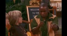 Zack And Cody Pointing GIF - Zack And Cody Pointing You GIFs