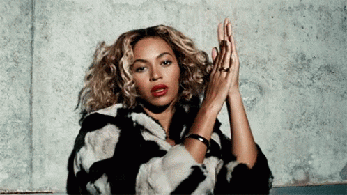 Queen B Bey GIF - Queen B Bey Beyonce - Discover & Share GIFs