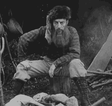 Buster Keaton Hermit GIF - Buster Keaton Hermit GIFs