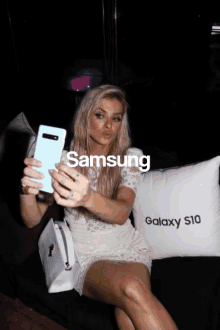Samsung Model GIF - Samsung Model Ootd GIFs