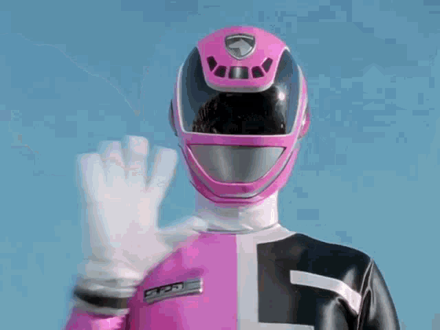 tokusou-sentai-dekaranger-deka-pink.gif