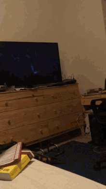 Room Tv GIF - Room Tv Television GIFs