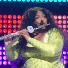 play flute lizzo about damn time song saturday night live play music