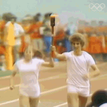 Torchbearers International Olympic Committee250days GIF - Torchbearers International Olympic Committee250days Olympic Flame GIFs