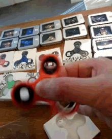 Fidget Spinner Toy GIF - Fidget Spinner Spin Toy GIFs