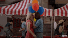 Kissing Jim Carrey GIF - Kissing Jim Carrey Judy Greer GIFs