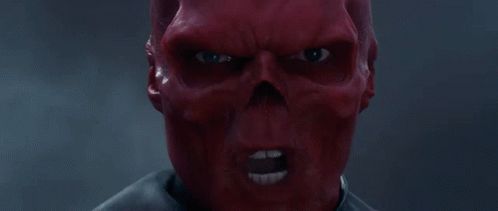 Hugo Weaving enfrentou problemas nas negociações com a Marvel para reprisar  o papel de Caveira Vermelha e foi substituído - Purebreak