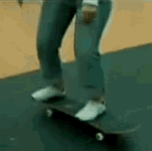 skater girl jump fail blonde girlskate