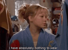 Lizzie Mcguire GIF - Nothing To Wear Lizzie Mc Guire Clothes GIFs