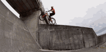 Wall Ride Ump GIF - Wall Ride Ump Spin GIFs
