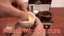 Makan Mini Tempura GIF - Cooking Mini Masak Kecil GIFs