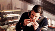 eating cronuts