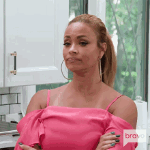 Look Around Gizelle Bryant GIF - Look Around Gizelle Bryant Real Housewives Of Potomac GIFs