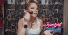 makeup brush contour spread blush on