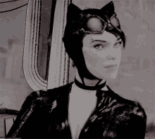 Catwoman Arkham GIF - Catwoman Arkham Knight GIFs
