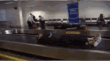 dj dance kaskade airport baggage