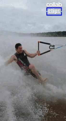 Water Skiing Fail Ouch GIF - Water Skiing Fail Ouch Tumble - Discover &...