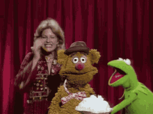 muppets kermit fozzie candice bergen pie