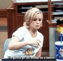 Parks And Rec Leslie Knope GIF - Parks And Rec Leslie Knope Bench GIFs