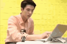 Sehun Sehun Smiling GIF - Sehun Sehun Smiling Sehun Smiling Computer GIFs