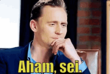 Tom Hiddleston / Aham, Sei / Concordo / é Isso Aí / Sim / Certo GIF - Tom Hiddleston Tom Hiddleston Brasil Oh Yeah GIFs