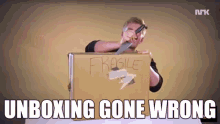 Unboxing Gone Wrong 4etg GIF - Unboxing Gone Wrong 4etg Nrk4etg GIFs