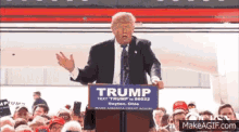 Trump Donald Trump GIF - Trump Donald Trump Bernie Sanders GIFs