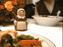 Smiling GIF - Excited For Thanksgiving Pilgrims Commercial GIFs