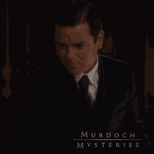 Let Me Have A Look William Murdoch GIF - Let Me Have A Look William Murdoch Murdoch Mysteries GIFs