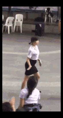 Thai Girl GIF - Thai Girl Dance GIFs