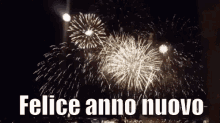 Felice Anno Fuochi D'Artificio GIF - Buon Anno Fuochi D Artificio Auguri GIFs