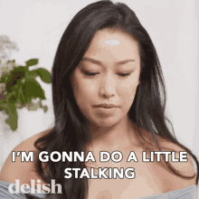 Im Gonna Do A Little Stalking Heidi Li GIF - Im Gonna Do A Little Stalking Heidi Li Delish GIFs