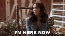 Im Here Now Bailey GIF - Im Here Now Bailey Country Comfort GIFs