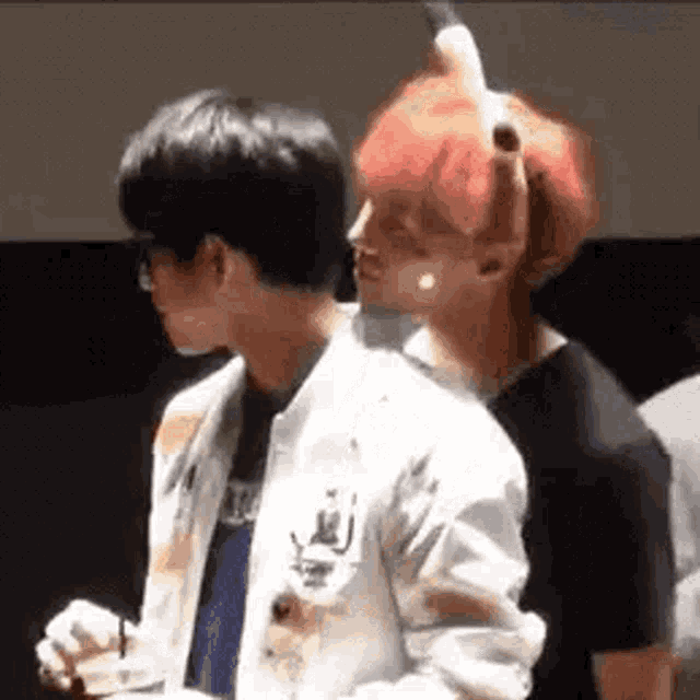 Jinyoung Yugyeom Gif Jinyoung Yugyeom Jingyeom Discover Share Gifs