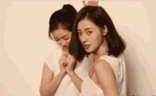 壁咚 GIF - Wallbam Girls Zhang Tian Ai GIFs