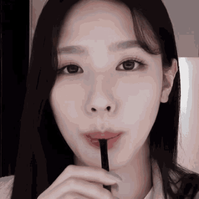 Miyeon Gidle GIF - Miyeon Gidle Coffee GIFs