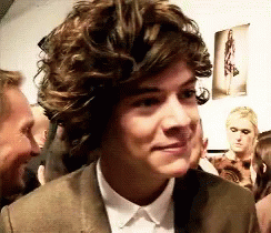Harry Styles GIF - Harry Styles Harrystyles - Discover & Share GIFs