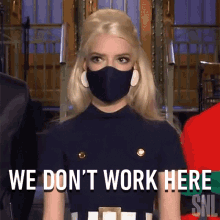 We Dont Work Here Anya Taylor Joy GIF - We Dont Work Here Anya Taylor Joy Saturday Night Live GIFs