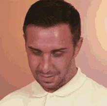man nodding que top yes man nodding que top yes
