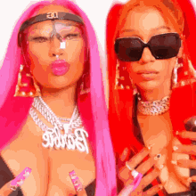 Nicki Minaj Bia Besties GIF - Nicki Minaj Bia Besties Barbia GIFs
