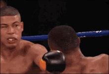 Impacto Golpe GIF - Boxing Punch Right Hook GIFs