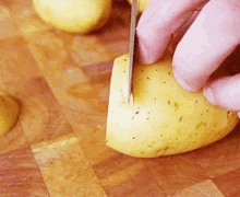 Potato Cutting Potato GIF - Potato Cutting Potato Potatoes GIFs