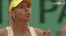 злой злость злая шарапова теннис спорт GIF - Maria Sharapova Tennis Angry GIFs