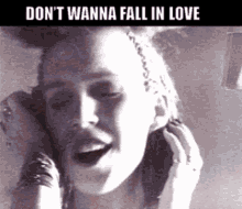 Jane Child Dont Wanna Fall In Love GIF - Jane Child Dont Wanna Fall In Love Love Cuts GIFs